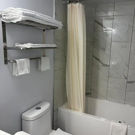 Rundle Inn And Suites-2